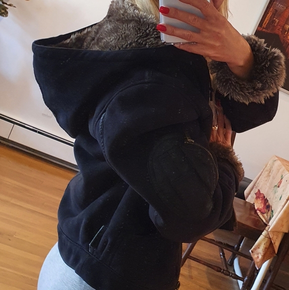 Armani Jeans Jacket with fur - Picture 4 of 7